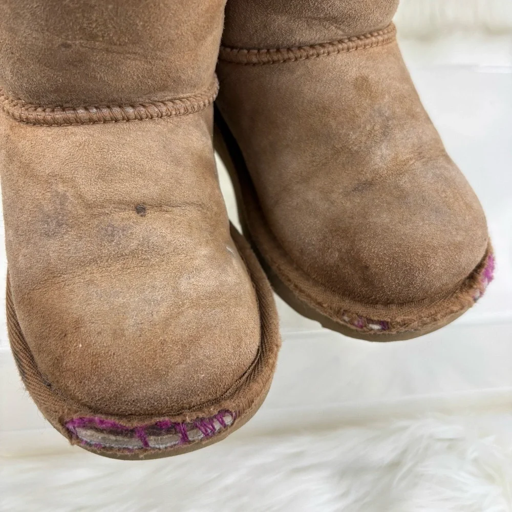 UGG WINTER BABY BOOTS SIZE 10